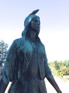 Pocahontas statue