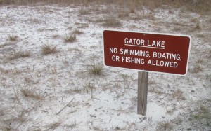 Gator Lake sign