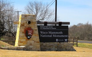 Mammoth site sign