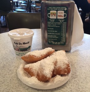 beignets and cafe au lait