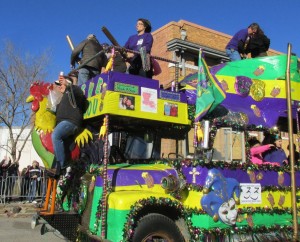 Float with chicken on the front 1b