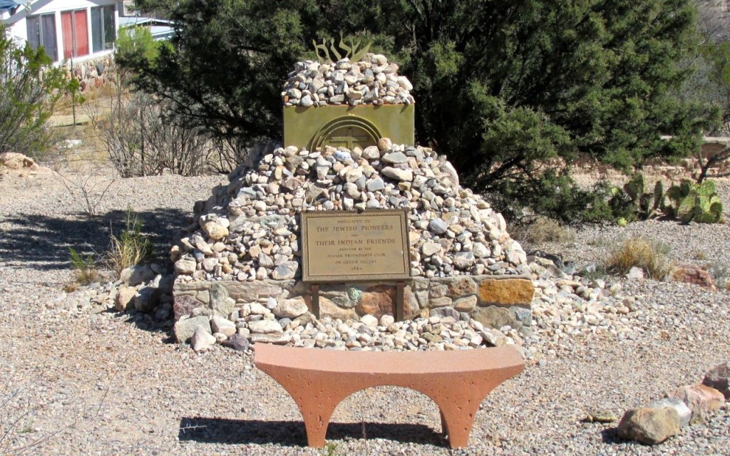 Jewish pioneers and indian friends