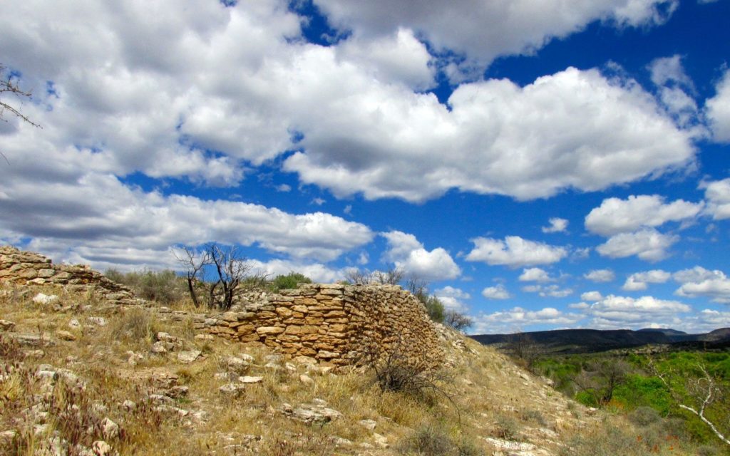 Montezuma well publo on top 2