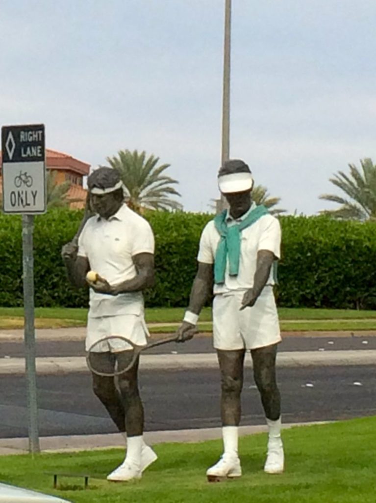 Tennis players sculptures