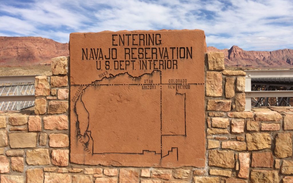 The sign at the entrance to the bridge