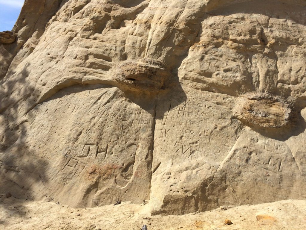 Grosvner's arch grafitti