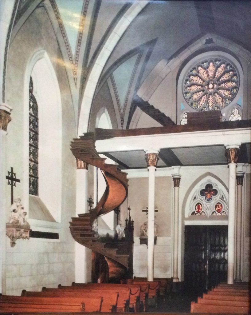 Simulation of stairs without railing