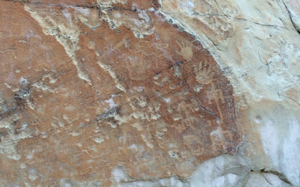 handrpint petroglyphs