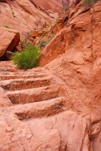 thumbs_steps-hole-in-the-rock-1