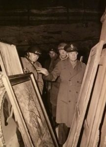 Nazi plunder stored in salt mines (eisenhower)
