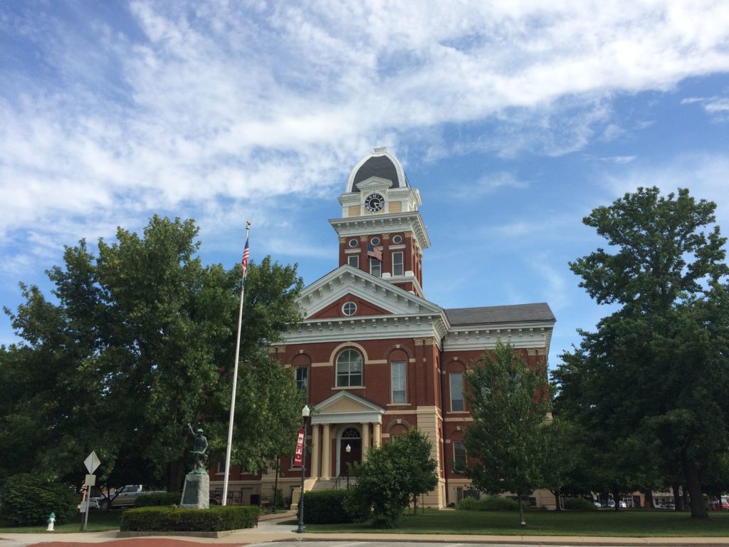 Saline County Courthouse Marshall ,MO