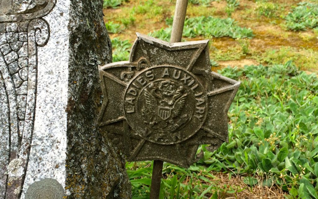 Ladies Auxilliary VFW flag holder