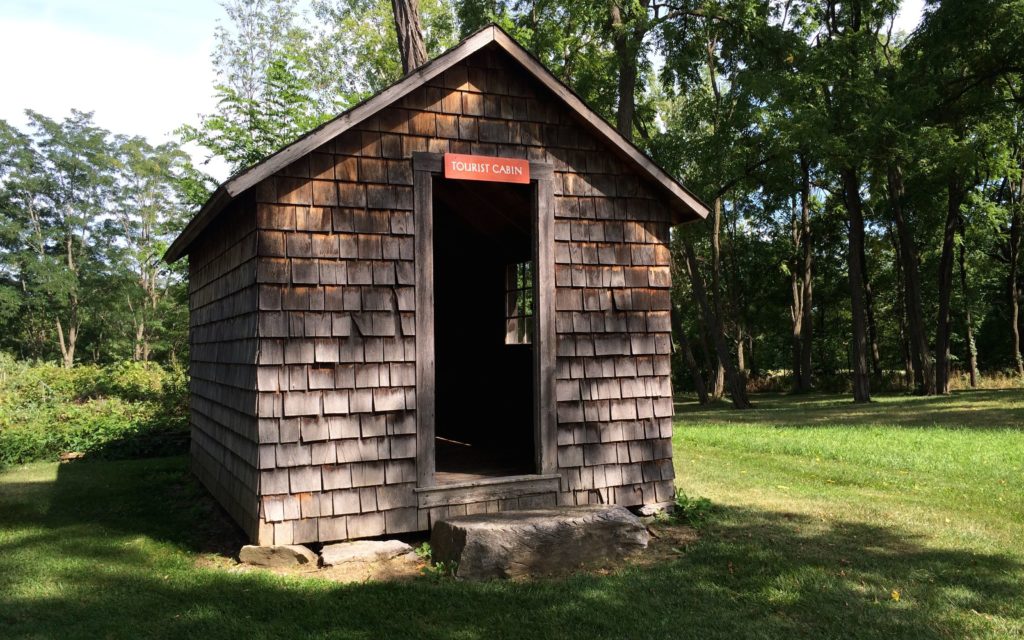 tourist-cabin