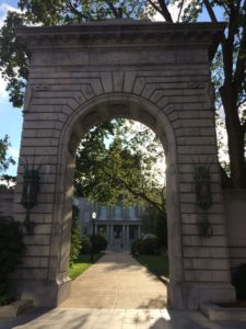entrance-to-the-capitol