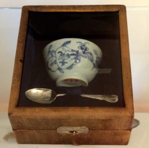 washingtons-tea-bowl-and-spoon