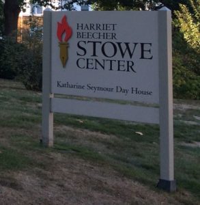 stowe-center-sign-next-door