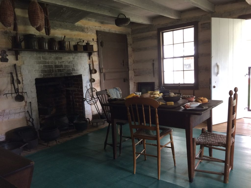 inside-the-backyard-kitchen